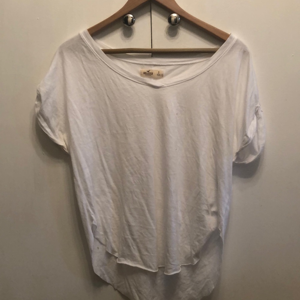 Hollister T shirt